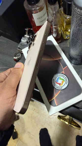 سلام عليكم ايفون 16 pro max تلفون جديد مصار هواي من شتريتة بطايره 100 لون صحراوي ذاكرة 256 السعر 1.420.000 للستفسار واتس ***********
