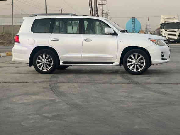 لكزز ٢٠١١ كفاله عامه حتى رصعه مابيها شرط السونار رقم اربيل تحويل بريم فول اعلى فئه داخل احمر معروف مواصفات البريم مكينه 5700 كفاله ممفتوحه كير كفاله السياره مكفوله من كلشي وجاهزه ع الاخر مكان السياره صويره واسط السعر 380 وماكو هيج سعر بلنسبه لنضافتها رقمي ***********4
واتساب***********
