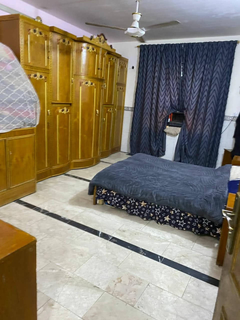 بيت زراعي سند 25
مساحه ٣٥٠ متر
استقبال و٣ غرف نوم
حمام عدد ٢
طرمه ٦٠ متر
حولي كبير
مع بيت ٤٠ متر مقابيله
العنوان شهداء السيديه (قاعه بغداد للاعراس)
رقمي ***********
