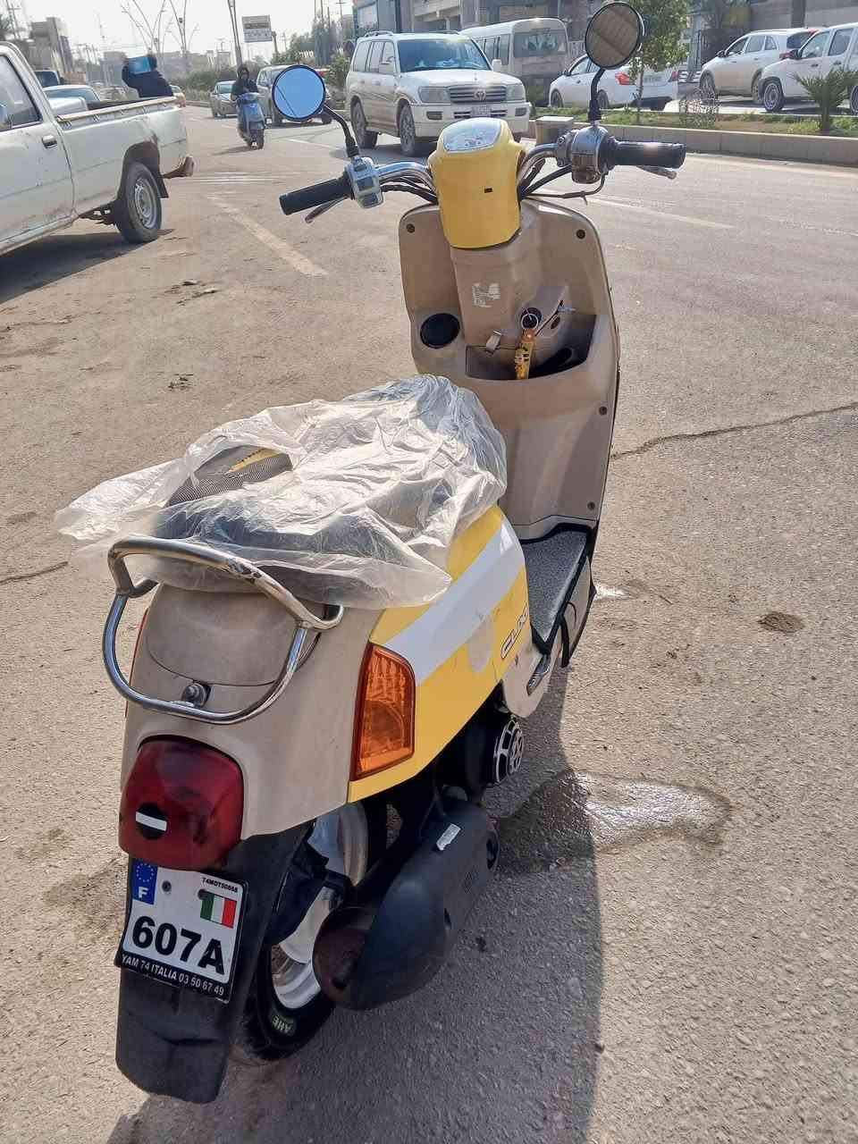 سلام عليكم بوليسي للبيع نضافه كدام عينك مكفوله كفاله شرط الفحص 49بلاد سلف هندر كلشي  سعر 950وليه مجال ناصرية مركز سومر***********
