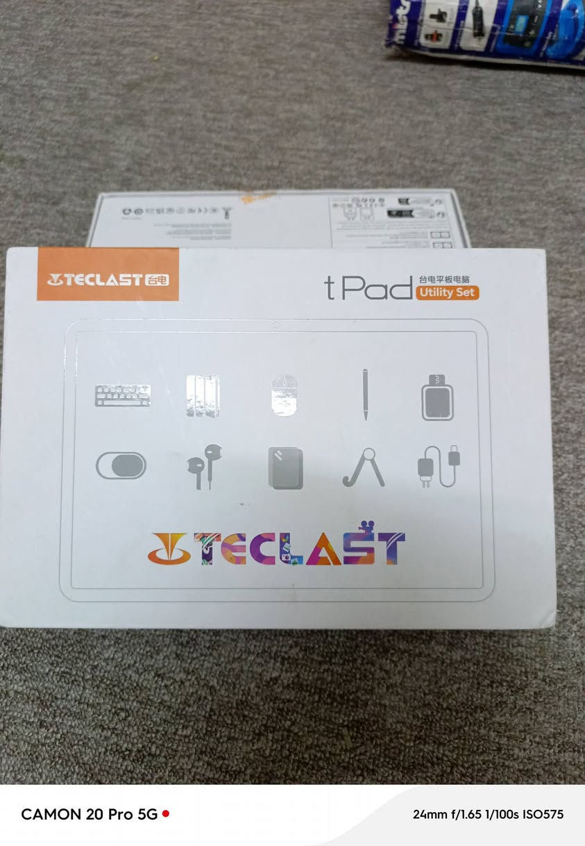 السلام عليكك تاب بهاذ الشكل اسمه تيكلاس ذاكره 128 كلش راقي يشغل كل البرامج +ببجي
جديد ممستخدم سعره 200 
واتساب ‏‪***********‬‏
