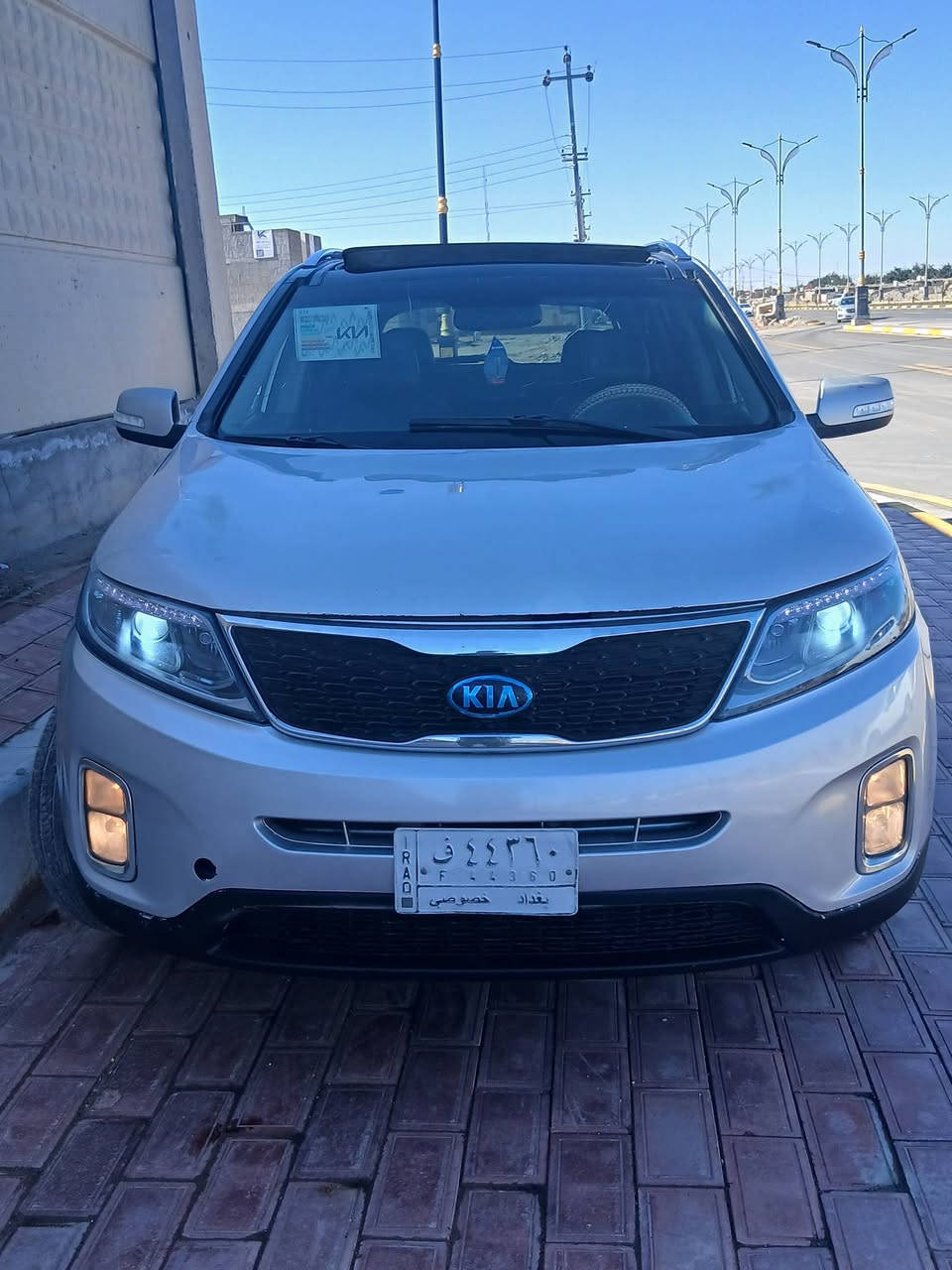 سلام عليكم سيارة نوع سورنتو مديل 2014 امركيه حادثه جاملغ وبنيد السياره فول مواصفات واحد عله واحد تحكم ستيرن جهتين تحكم مري كفاله كير مكينه حداديه تخم تاير تبريد مكينه سته سلندر سبعه راكب ثلاث قطع تبريد كير حداديه السياره جاهزه وحلوه مابيه نواقص السعر 130 وبيه مجال العلوان كربلاء رقم الهاتف ***********
