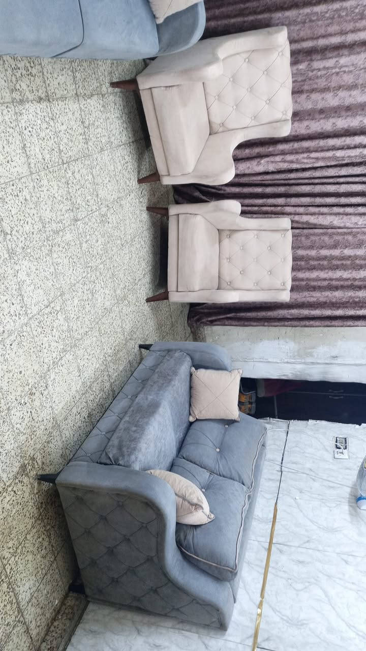 تخم تركي ٧ مقاعد نضافه فول تزكام ثكيل سعر ٢٢٥ وبي مجال مكاني بياع يوجد توصيل بكروه داخل بغداد *********** وتساب
