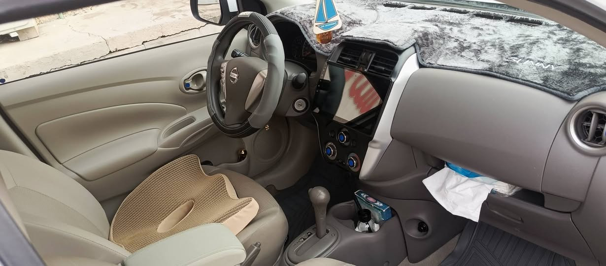 السلام عليكم
نيسان سني موديل 24
ماشية 11000 فقط
بيها صبغ جاملغ وبنيد اثر طخه مال دراجه خفيفه كلش بله اي دواخل سياره نظيفه وممتعوبه ابد بليته الزركه المرغوب هندي 
تحكم ستيرن وشاشه سبير منازل ابد 
السيارة داخله بلضمان والضربة موضحها بلصور 
العنوان : بغداد-الدورة - مهديه ثانيه 
سعر 126 وبي مجال 
الرقم ***********
