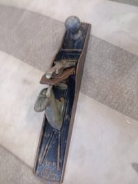 للبيع • بالقطع • ديكور منزلي