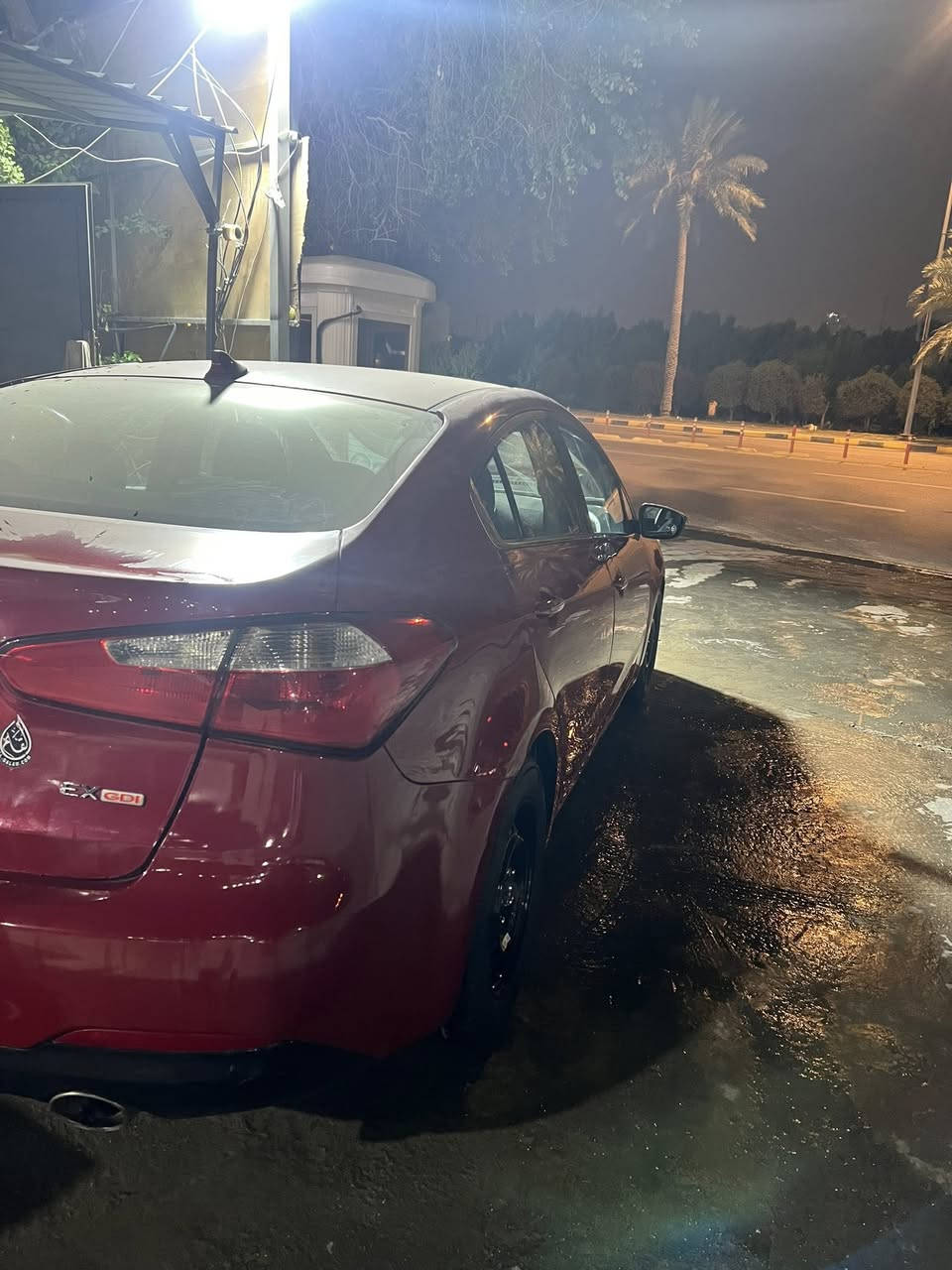 سلام عليكم                                                                    كيا فورتي 2014 
محرك 2000 gdi
كير ومحرك خير من الله 
مري شفط 
تحكم ستيرن 
اشاير بلمري 
بجم كبس 
بيها خمس قطع صبغ ابيعلك حزام 
للمراوس بسني هندي 
سعر 92 وبيها مجال بسيط 
مكاني بغداد 
***********
