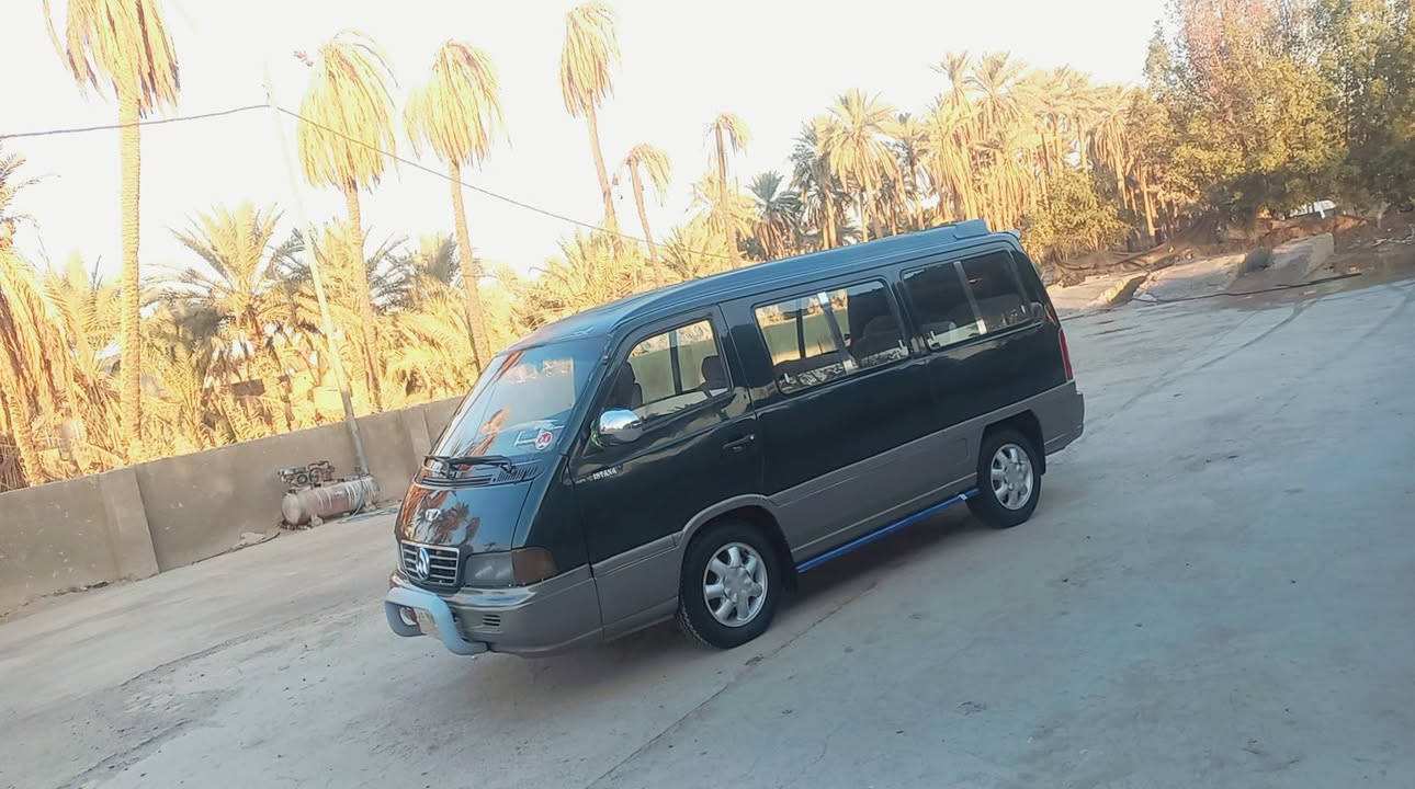 سياره للبيع رقم بغداد موديل 2000
***********
