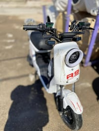 دراجة شحن آر9 • ٥ بطاريات ليثيوم • الشعب