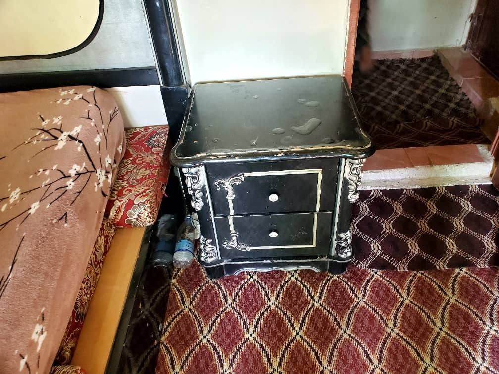غرفة نوم ملكي مع الفرش بسعر 200الف @إشارة


**إذا كنت صاحب هذا الإعلان وتريد حذفه لأي سبب، رجاءا أرسل رسالة إلى الدعم الفني**