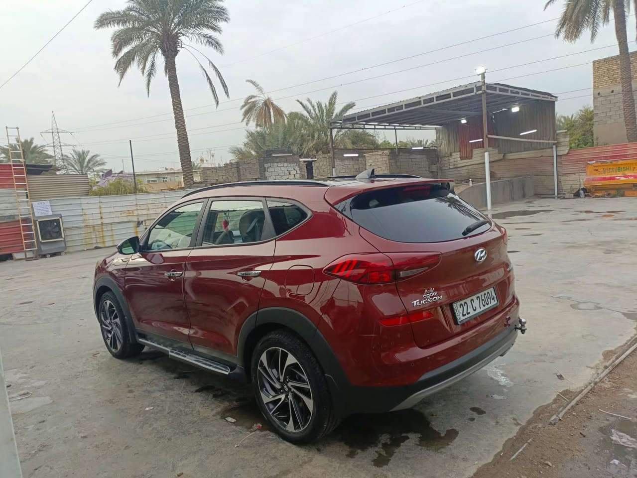 السلام عليكم للبيع أو مراوس توسان ٢٠٢٠ وارد كندي رقم أربيل شرط التحويل السياره فول موصفات ١/١ بنورما بصمه كرسي كهرباء وجلد وشحن وايرليس تبريد قطعتين لايت زنون 5عدسات دوار وبعد بيه هواي موصفات السياره بيها فقط بنيد يعني قطعة وحدة السياره كير مكينه حداديه كهرباء تبريد كله مكفوله وعلى وظع الشركه ماشيه ٩١ الف السعر ١٧٥  للستفسار فقط لاتصال ***********  بغداد شارع فلسطين
