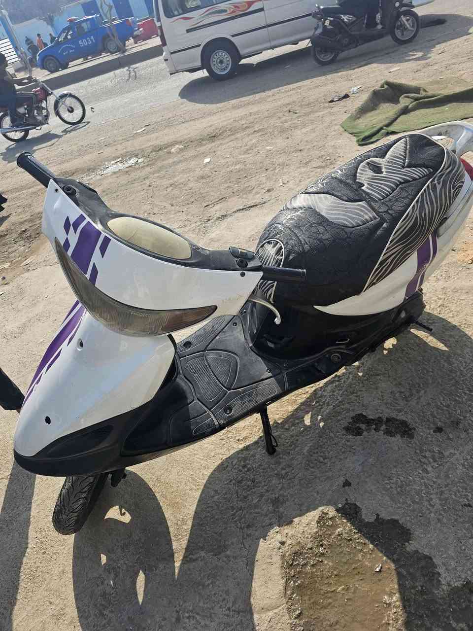 سلام عليكم  دراجه ماكس قجمه لبيع نضيفه بشكل دراجه سعره ٣٥٠
***********
