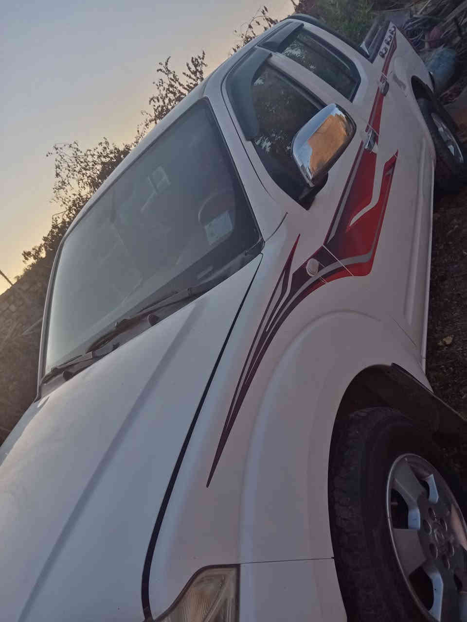 السلام عليكم بيكم نيسان موديل 2008مكفوله مكينه وكير وتبريد خير من الله مكفوله من الصبغ رقم مثنى تحويل ثاني يوم مكان السيارة ميسان العماره
السعر 90 وبيها مجال قليل الاستفسار على الرقم  الاتصال ***********
