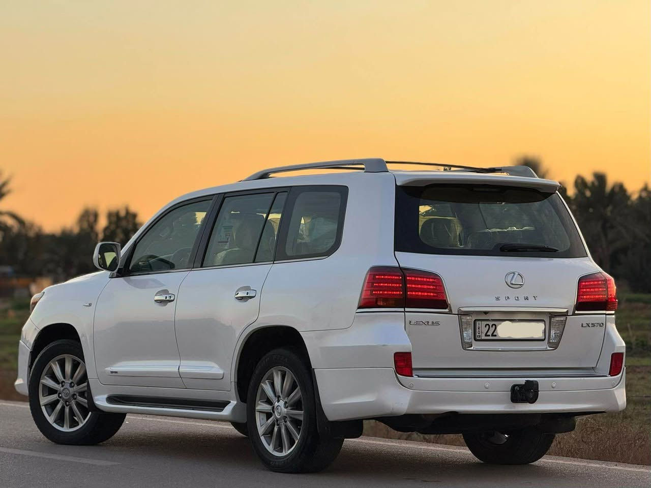 السلام عليكم 
لكزس 2011 LX 570 بريم كفاله عامه حته الدعاميات
انظف لكزس بموديله كفاله من كلشي 
فول مواصفات 
فحته سقف
كاميرات محيطه
دفيدي بالقماره 
حساسات محيطه
جميع الكراسي كهرباء
جلد وتحكمات وزراك لايت 
باقي المواصفات معروفه 
بسمي هزه وسنويه جديد
السعر 355 
العنوان بغداد 
للاستفسار 
***********
*********** Colombo, Sri Lanka
