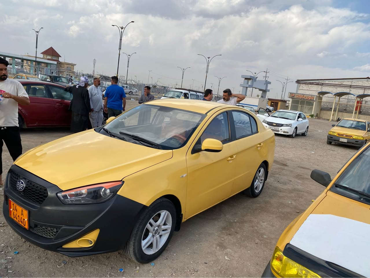 السلام عليكم سياره فاو صيني موديل 2014
مكينه وكير حلوات تبريد ثلج رقم جديد سنويه لل2030
هيئه وغرامات مصفره العنوان البصره الامن الداخلي 
رقم للهاتف *********** البصرة, العراق
