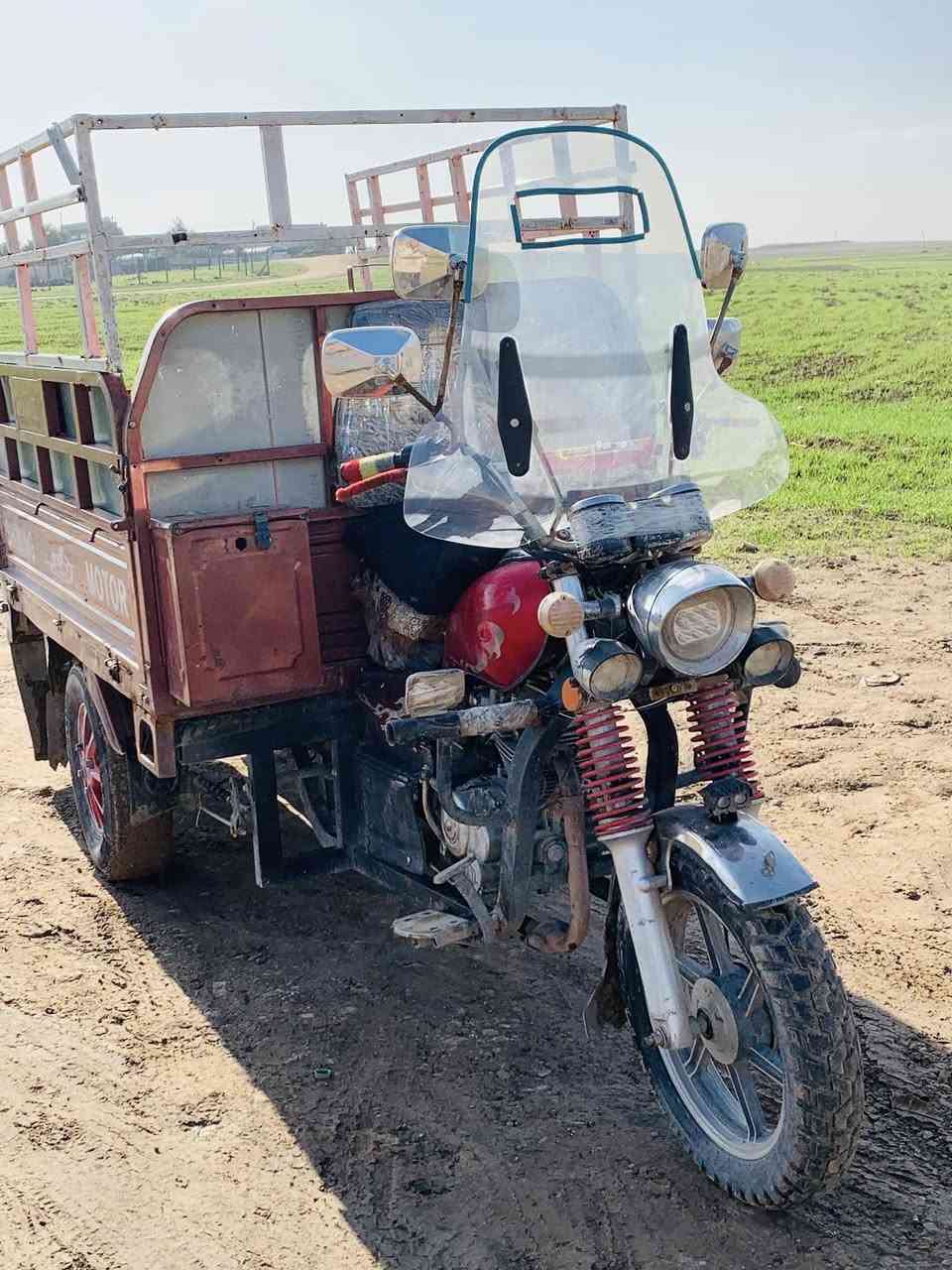 ستوته. البيع. موديل 20018 سعر ملون 250بي. مجل  ***********
