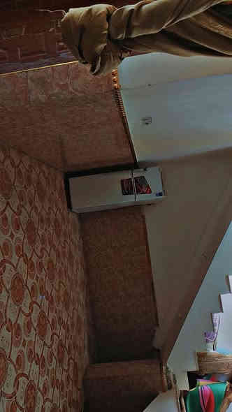 السلام عليكم
بيت لبيع زراعي مساحه 200م
العنوان قرب مرقد سيد خضير
يحتوي علئ غرف عدد 2 وصاله وستقبال 
ومطبخ وصحيات خارجيه 
السعر 33 وبيه مجال بيع مستعجل
***********
