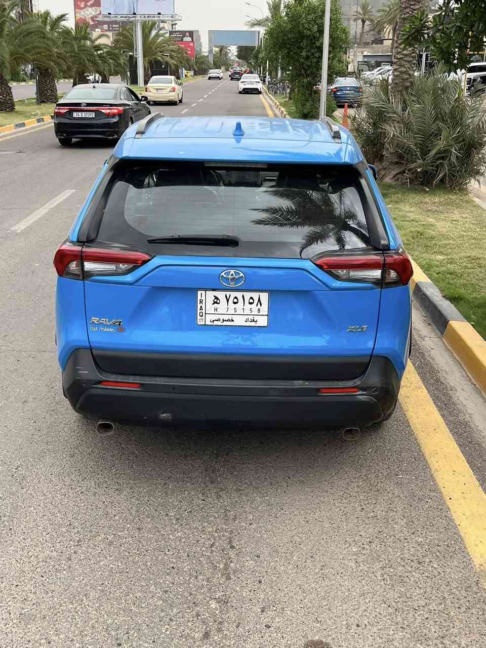 تيوتا  راف فور RAV4
XLE 2019 
بانزين محرك ٢٥٠٠
سلايد روف
داخل ابيض
٣ وضعيات قيادة 
سايد بريك بصمة
اوتو هولد
رادار تفاعلي امامي خلفي 
نقطة عمياء
جنطة كهرباء
شاشة ابل كار بلي و اندرويد اوتو 
ماشية ٧٤ الف كيلو 
بدون صبغ بدون ايرباك 
فقط ربع الدعامية الامامية صبغ 
بارد جنطة و شفة البنيد و حافة باب السائق 
السعر ٢٠٥
مكاني بغداد
***********
