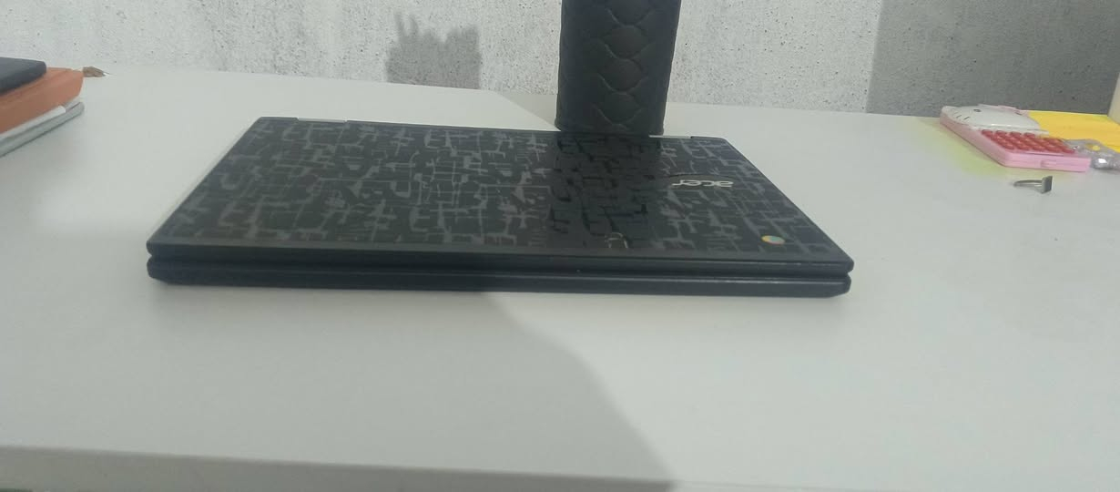 🔴 لمعالج انتل سيليرون
🔴نظام التشغيل ويندوز 
🔴منفذ شحنHDML_2USB_AUX_
🔴شاشة بدقه FHD
🔴ذاكرة عشوائيه4GB وذاكره تخزين64G
🔴شاشه12.6 لمس قلاب 360درجة 
السعر60وبيه مجال
رقم الهاتف ‪***********
