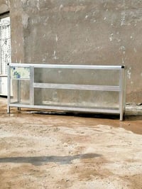 ميز ألمنيوم • ٢م طول • نص متر عرض