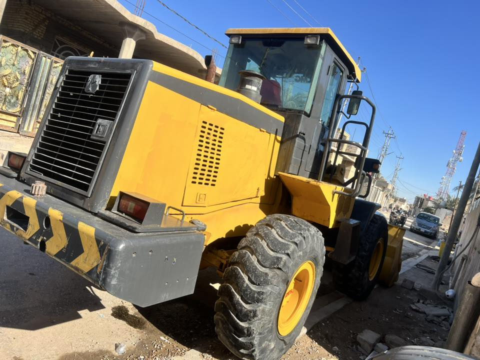 ‏سلام عليكم مكينة حجم 40 صيني مكينة جاهزة للعمل مال نقص برقي الشرا يتصل كان البصرة مو موديل***********
