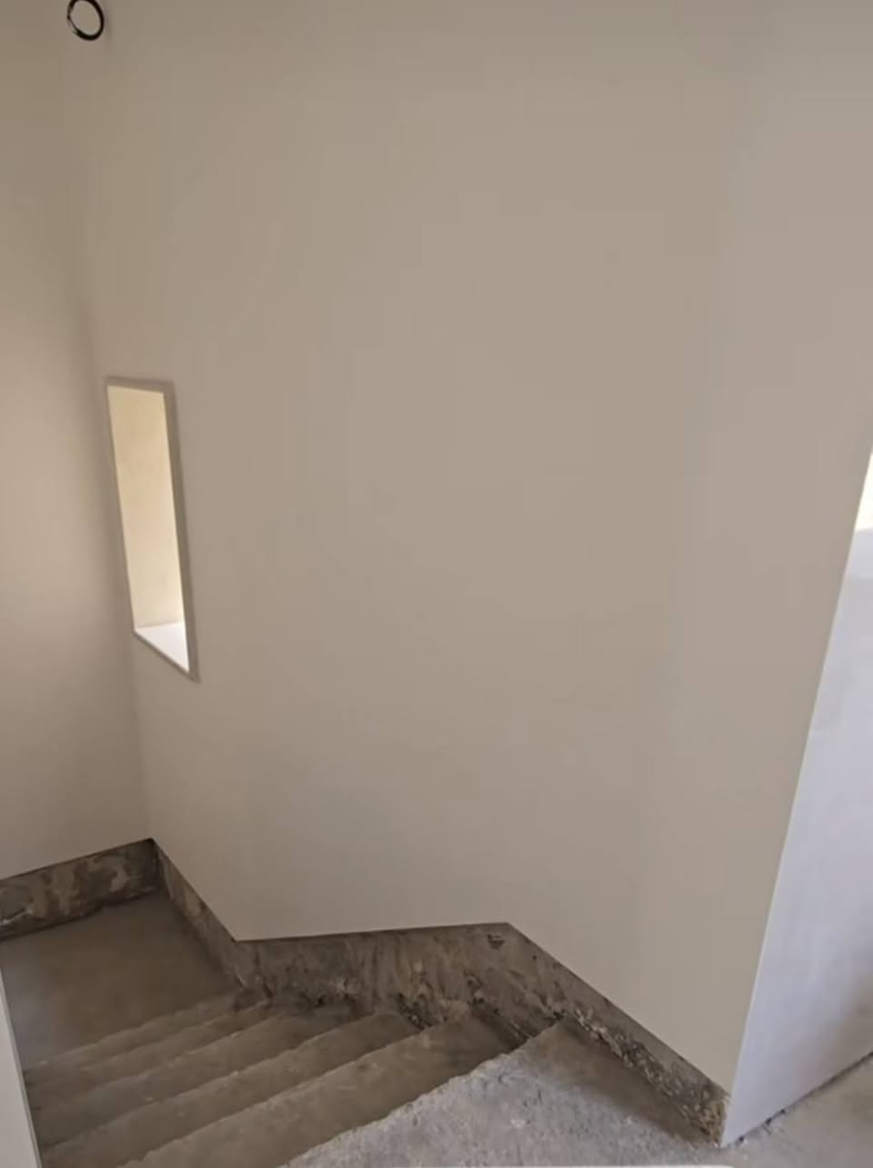 السلام عليكم
خلفه بياض متفرغ حاليا وهذا جزء من عملي 
رقمي للتواصل ***********
