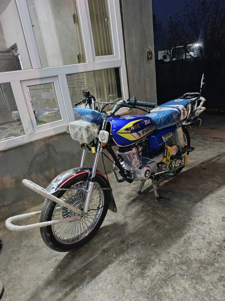 السلام عليكم  للبيع ماطور سولنك موديل 2025 محرك شرط  كهربايات كله شقاله نشرات ماطور  مرتب سعر 650بي مجال للشرايه او هاذه رقمي تصل رجان المو شراي لا ايعلق ***********
