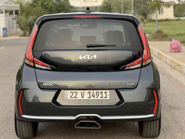 يالله/السلام عليكم عندي كيا صول موديل 2023 فئه♦️جي تي لاين♦️ دخول جديد حادث خفيف جدآ باب خلفي مبدل اصلي وجاملغ مصبوغ فقط بجم وخلف كبس السياره جديده خير من الله عله وضع الشركه مكفوله من اي قطعه بارد مكفوله من الشخوط  ترقيم جديد اربيل بأسمي تحويل  مباشربأسم المشتري بدون ماتحضر السياره  (مكينه ♦️كير ♦️صدر♦️تايرات ♦️تبريد♦️مكينه 2000 دوش ♦️حجر اصلي  كله عله وضع الشركه بلاد ايرباك ستيرن طاك فقط) ماشيه♦️22♦️الف مشي امريكا المواصفات♦️
♦️شاشه كبيره تدعم الكاربلي والخرائط
♦️بصمه ابواب♦️وبصمه تشغيل عن بعد
♦️دوسات اناره 
♦️داخل الغرفه بيانو بلاك
♦️كشنات جلد ومخمل خط احمر مع الدشبول 
♦️فول تحكمات ستيرن
♦️فتحه سقف
♦️انظمه قياده♦️سبورت♦️ونورمال
♦️اشاير بل مري
♦️تبريد منفصل بيانو
♦️دركه ستيرن خياط وجلد خط احمر مع قبظه الكير
♦️شحن واير ليس
♦️رادار جانبي 
♦️قياده ذاتيه 
♦️ستيرن رياضي حرف D
♦️تحديد مسار
♦️وقوف ذكي للامام ♦️وقوف ذكي للخلف
♦️نظام اطفاء المحرك في الازدحامات
♦️4منافذ شحن امامي وخلفي
♦️الاستفسار عن التفاصيل والسعر  الاتصال 
♦️***********
♦️*********** واتساب 
♦️مكان السياره بغداد الكرخ
