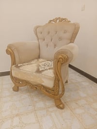 تخم تركي للبيع 10 مقعد النظافه 100 المكان بغداد التواصل على هذا الرقم ...