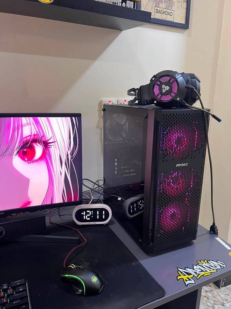 🔥 للبيع تجميعة Gaming كاملة جاهزة للاستخدام 🔥
تجميعة قوية ونظيفة، استعمال خفيف جداً وحالة القطع ممتازة وخالية من أي عيب، غير خاضعة للصيانة ومهتم بيها.

⚙️ المواصفات:
• CPU: Ryzen 5 5500
• GPU: RTX 3060 Ti
• Motherboard: B550M
• RAM: 16GB (8×2) 3200MHz
• Power Supply: 550W
• SSD: 512GB
• Case: NX290 RGB

🖥️ الشاشة:
Samsung Curved
144Hz - Full HD

🎮 الملحقات:
• ماوس Redragon Griffin
• سماعات Fantech JG11
. كيبورد ميكانيكي dierya 

🚀 التجميعة جاهزة على آخر حبة، تشغل كل الألعاب الحديثة بسلاسة وتكدر تعتمد عليها حتى بدقة 2K حسب الإعدادات.
السعر:(مليون)دينار وبيها مجال بسيط 

📍المكان: الأعظمية - سبع أبكار
📞 للتواصل: ***********
