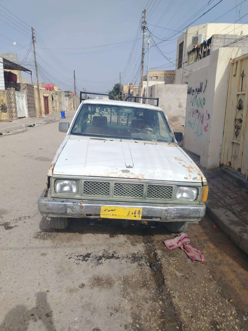 سياره للبيع بيكم نوع نيسان رقم صلاح الدين تك قماره ***********
