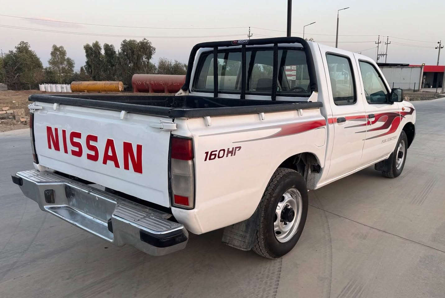 نيسان پيكاب موديل ٢٠٠٦
 سةنةوى بةسةرچووة 
گير و مةكينة و ئةكسل و توندوتولى و تةبريد بةشةرتة 
هيچ مةسرةفى نية تايةكانى تازةن.
 ٢ پارچةى پةمپة هةردوو چةمةلاغى دواوةى بى دةعم و ليدرانى نية بةشةرت 

نرخى ١٠٤$ و كةميك مةجال      شوين چوارقورنة 
***********       ***********
***********       *********** رانية, السليمانية
