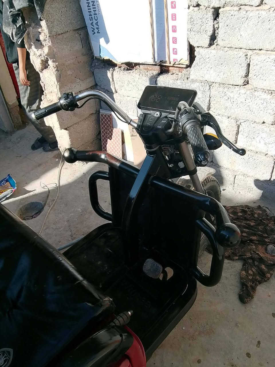 ستوته شحن ٥بطاريات كله شغاله ٨٥٠ أبي غريب ***********
