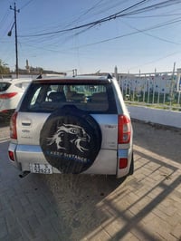 تيكو • ٢٠١٣ • فتحة سقف