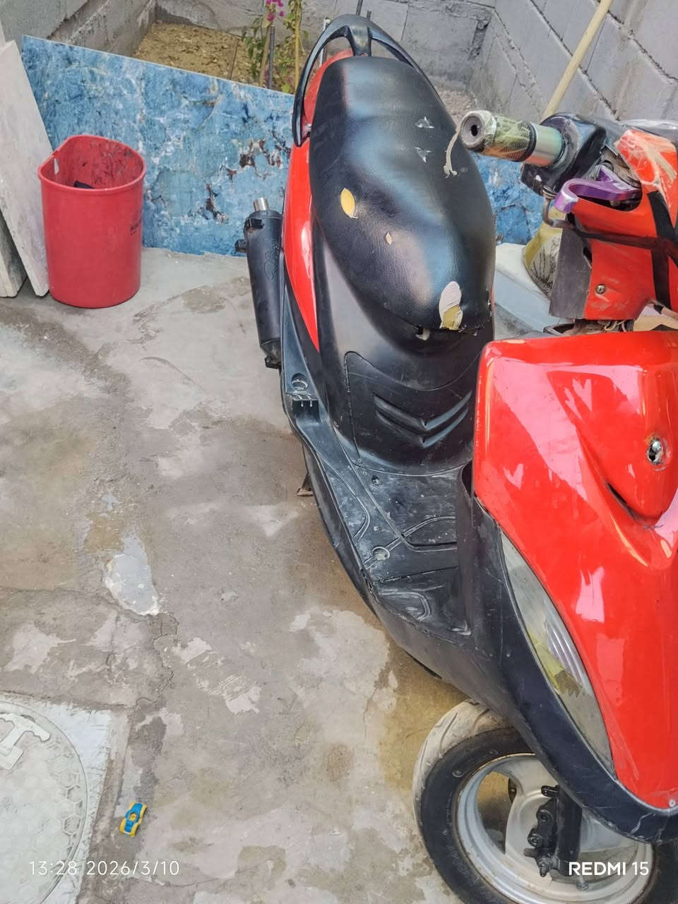 السلام عليكم دراجه ماكس البيع مكاني جزيره سعره 405 وبيه مجال***********
