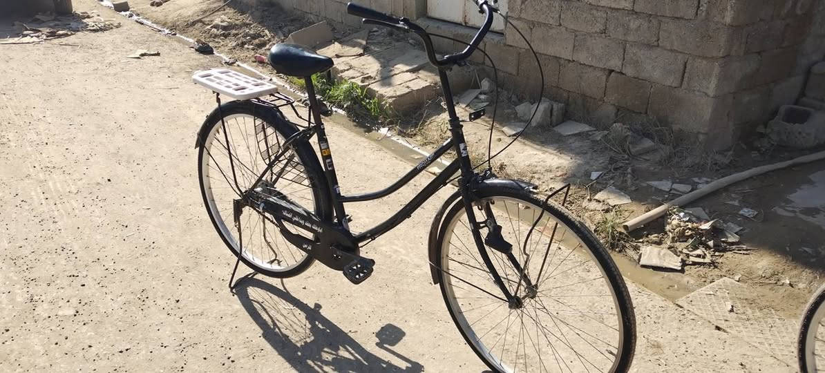 سلام عليكم شباب بايسكل نضيف حجم 27 مابي اي نقص مكان بعقوبه المفرق سعر 90  والشراي يدلل 👍  اكفله موجد خاص   والرقم ***********
