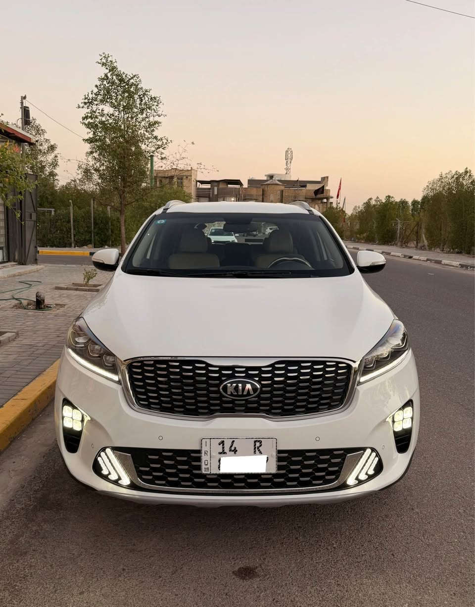للبيع كيا سورنتو موديل 2019 خليجي رقم بصره دولي سنويه جديده تحويل مباشر محرك سته سلندر 3500 فول مواصفات عده قماره حديد بصمه ابواب صندوك كهرباء كشنات جلد كهرباء دواخل بيجي سايد بريك دكمه مري شفط شاشه كبيره كامره دواره حساس امامي خلفي ويل 19 كروم سياره مكفوله كفاله عامه ضربه وصبغ ولبارد ماشيه 60 الف جاهزه تخم تاير جديد كير محرك بلاد مكاني البصره للستفسار *********** Singapore
