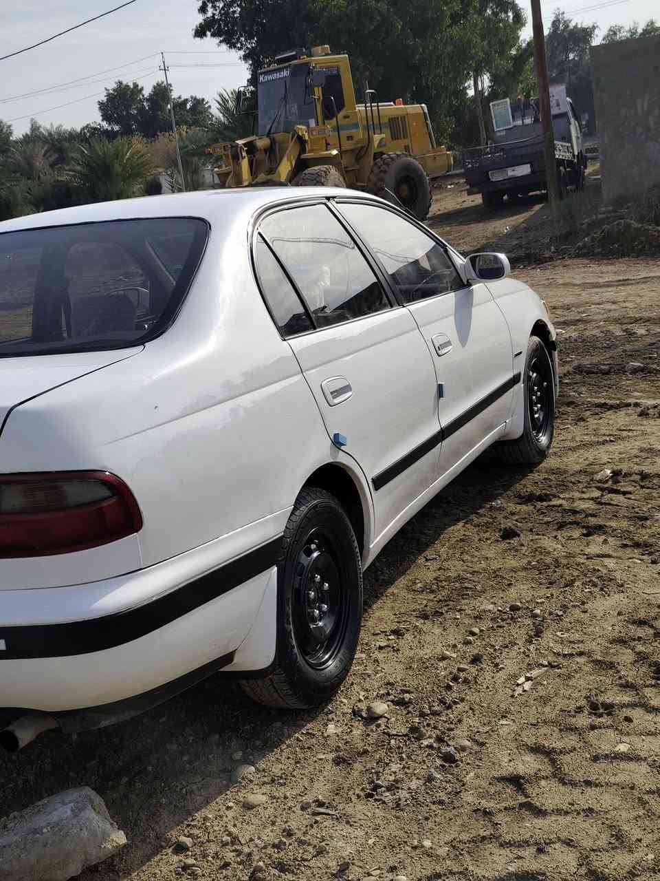 سلام عليكم حبايب كرونه فرخ بطه لبيع.  نضافه السياره 80/100 مكينه كير مكفول. مرشوش صبغ الجاملغ مئشر عليه دعاميات صبغ بس محور ايسر .. تحياتي مكاني كوت. السعر 65 وبيها لشراي.  ملاحضه رقم مشروع وطني. بغداد خصوصي.   رقم *********** لاللتصال
