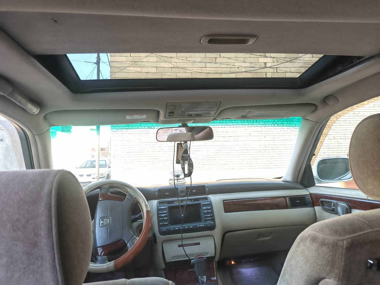 ملكه لبيع متفوع كمرك مكاني كوفه شارع المعمل اتصل وخادم ***********
