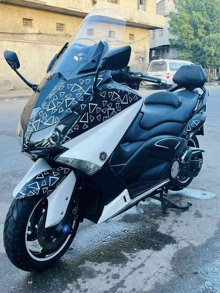 سلام عليكم 530لل بيع دراجه مكفوله مكينه كلجات دراجه بيهه كلج بصمه وصالنصه اصليه مثل ما واضح بل صوره دراجه ماشيه 34حقيقي مال جناي عنوان بغداد شارع حيفا رقمي***********
