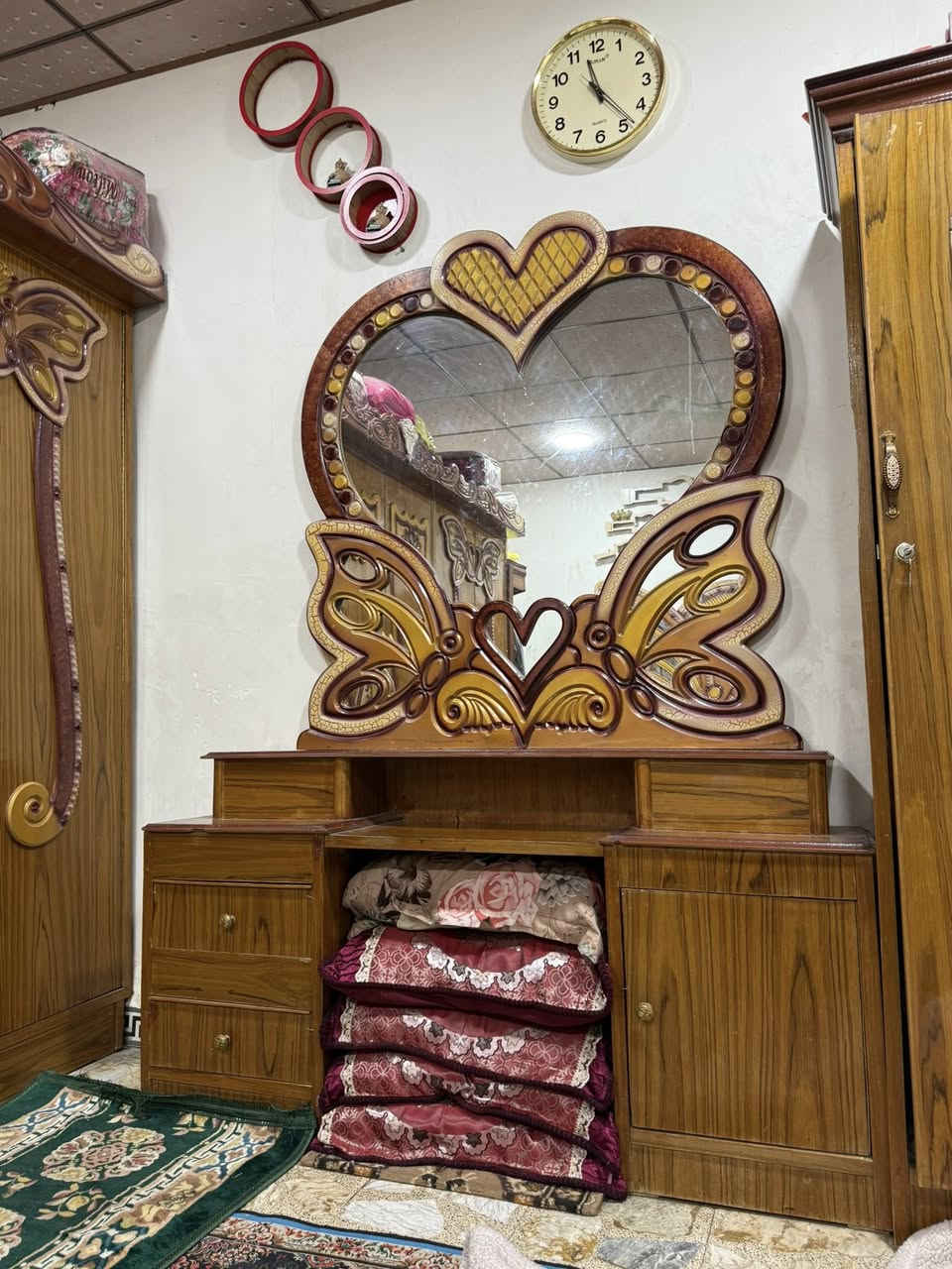 غرفه صاج طابق واحد نجاره 🔨 عراقيه 6 ابواب ( مستعمله ) العنوان ( كوفه حي ميسان) رقم الهاتف ***********  بي واتساب📞 غير متواجد ع الفيس فقط اتصال 📞 السعر 💵 500 الف وبي مجال بصيط
