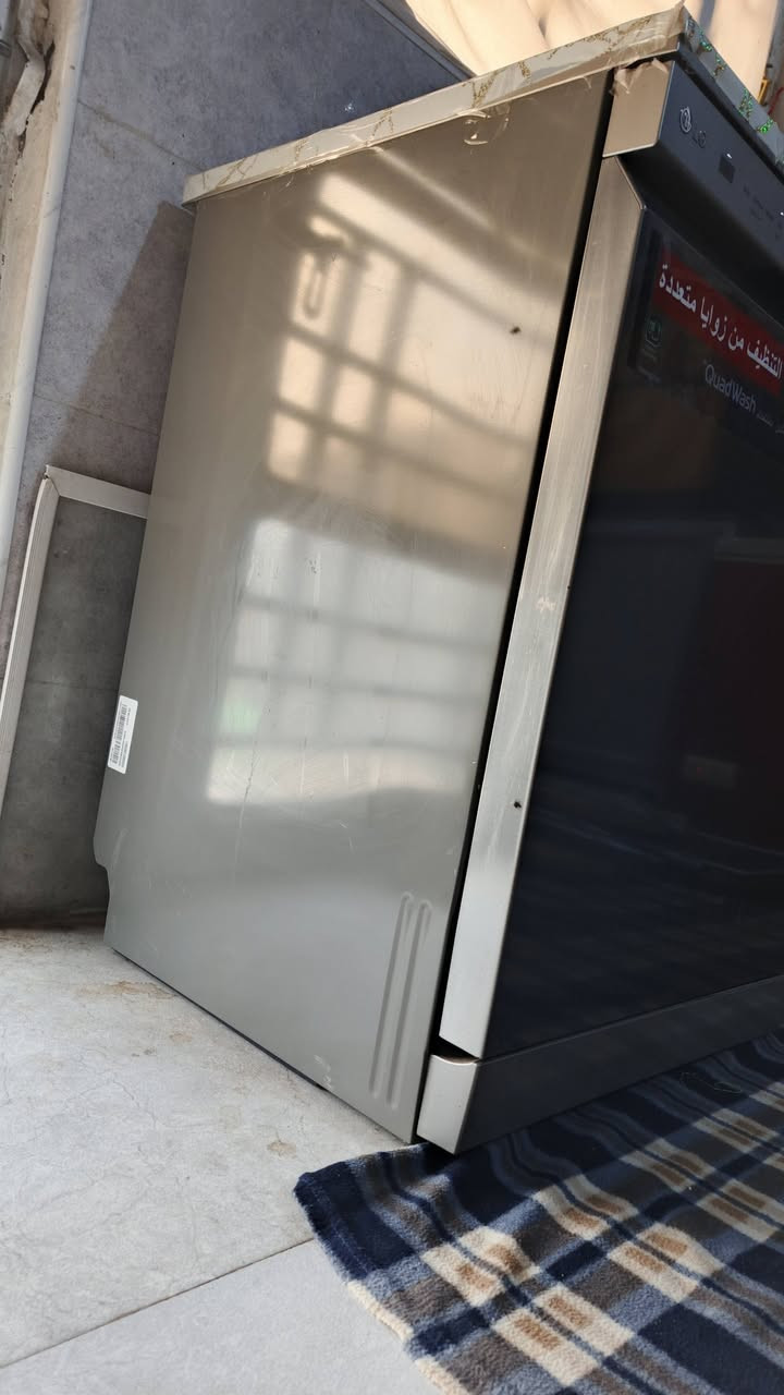 سلام عليكم غسالت صحوان LGمستخدامة 3اشهر فقط ونضفه كادامك تكدر تشوفه وتكدر تجي تشواف بعينك الله يشهد حته استخدام قليل مستخدميه وسعره 650الف 
وتكدر وتشوف سعره حقيقي بسوك شكد


**إذا كنت صاحب هذا الإعلان وتريد حذفه لأي سبب، رجاءا أرسل رسالة إلى الدعم الفني**