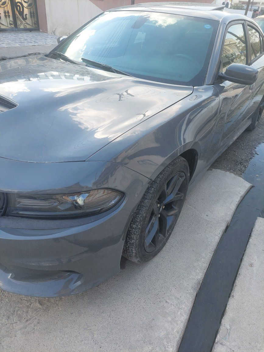 Dodge charger  للبيع
Model 2017 
V6

مواصفات السياراه
مكينه 3.6 
بصمة تشغيل الابواب الاماميه بصمه
فتحة سقف 
شاشه كبيره+كاميراه
شفتات+تحكمات استيرن
كشنات كهربائيه+تدفئه
لدات اماميه + لايتات زينون +بلاجكتورات
السياراه فور ويل ملغي

السياراه تبديل لون من نفطي الى سمنتي وصبغه كلش حلو نفس لون البلاد شواصي وراس الدبل كفاله 

رقم اربيل سنويه جديده لحد ٢٠٣٠ رقم جديد وفحص وهزه
 سعرها بلاش 156 ورقه


**إذا كنت صاحب هذا الإعلان وتريد حذفه لأي سبب، رجاءا أرسل رسالة إلى الدعم الفني**