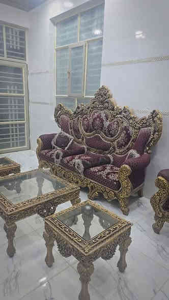 سلام عليكم تخم ملكي هوه طبلاته ٥٥٠ بي مجال شراي ينتصل على رقم ***********
