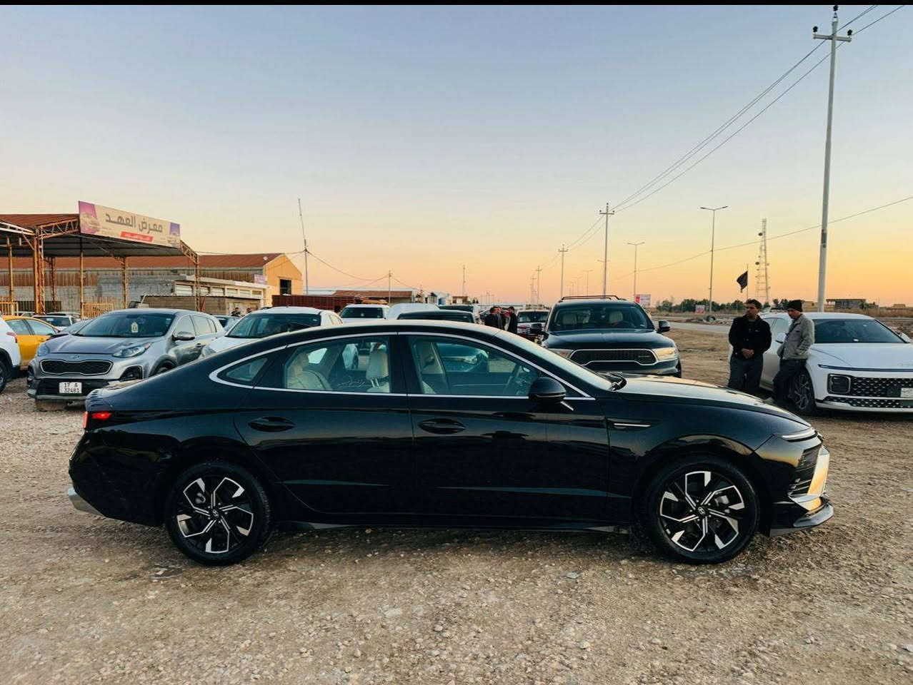 هونداي سوناتا 2024 امريكي
سوناتا SEL 2024 - وارد أمريكي / محرك 2.5/
كير 8 نمر
المواصفات:
• تشغيل عن بُعد
• دخول وتشغيل بصمة
• نظام النقطة العمياء
• رادار أمامي + فرملة طوارئ تلقائية أمامي وخلفي
Apple CarPlay شاشة كبيرة تدعم •
• كرسي السائق كهربائي
• تدفئة للمقاعد الأمامية
• منافذ شحن خلفية
• الزجاج الأمامي (السائق + الراكب) دبل جام
• محرك 2.5 طبيعي - مرغوب
• كير 8 نمر - اقتصادي 
السعر170
 بدون ايرباك  ماشية 13 الف 
رقم هاتف
***********
***********
