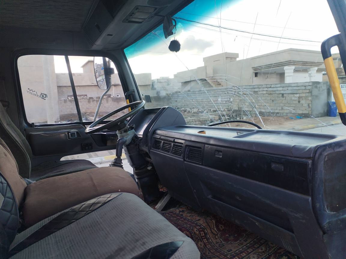 كرين هينو رقم ديالى سنويه لل 30 رقم اجنبي كيرشرط موديل ٩٣ محرك ٧٠عادي ونج ٢طلعه  اخوي اذا موشراي لاتخابرني *********** المكان كركوك الحويجه السعر ١٥٥
