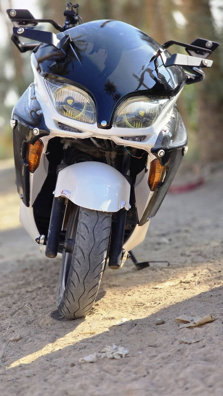 فورزه 08Fm  كامله المواصفات ما عايزه أي شي وكيل أوراق مليون و800وبيها مجال  راسلني او اتصل على الرقم ***********وبخدمتكم
 والحسين ما اطب تصليح دووم
