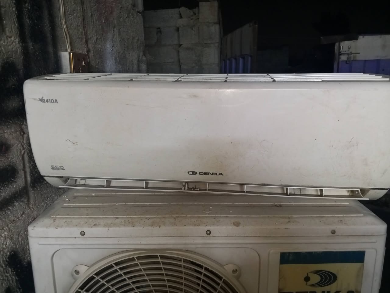 سبالت طن عدد 2 كاملات واحد R22طيرت غازة  شغلات سعر 200 بواري كاملات

