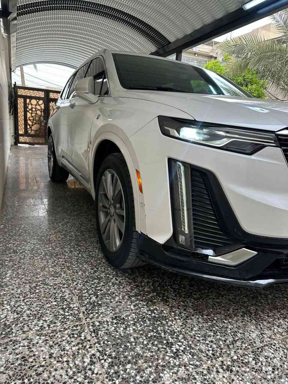 السلام عليكم 
للبيع كاديلاك XT6
الموديل 2022
ماشيه  23 الف mi 
فول مواصفات 
بانوراما 
تحكم ستيرن 
5 بصمات 
انطفاء ذاتي 
تشغيل عن بعد 
كشنات منفصلة +تحكم كهربائي 
تبريد 3 قطع 
كاميرات جميع جوانب +رادارات
 السياره منفيست بدون لوحات +صور الحادث مرفقه ايرباك فقط ستيرن
1gykpcrs6nz176865 رقم الشخصي
السعر ٢٤٥ بيها مجال 
مكان السياره السيديه
***********
