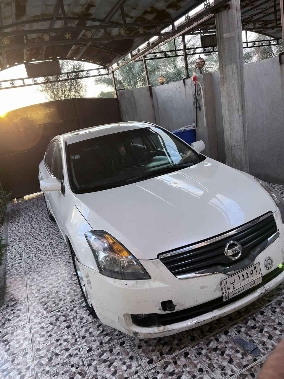 السلام عليكم
التيما 2007 SL وارد اميركا
السعر 80 $ وبيهه مجال
مواصفات معروفه  
مكينة ٢.٥  حادث جامرلغ خلف السائق والباب الخلفي والصندوق مصبوغ توحيد لون 
مكينة تنقص دهن 
وعليه غرامات ٧٠٠ الف ينزل من سعرها 
كير جديد صدر كامل جديد تخم تاير جديد مازدات جدد
السياره حلوه   ونضيفه 
صورة الحادث مرفقة 
مكان ديالى شهربان 
أتكفل تحويل راعيهه موجود بديالى
رقم ***********
