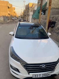 توسان موديل 2020 رقم نكليزي سياره باسمي تحويل ثاني يوم  السياره مكلوبه...